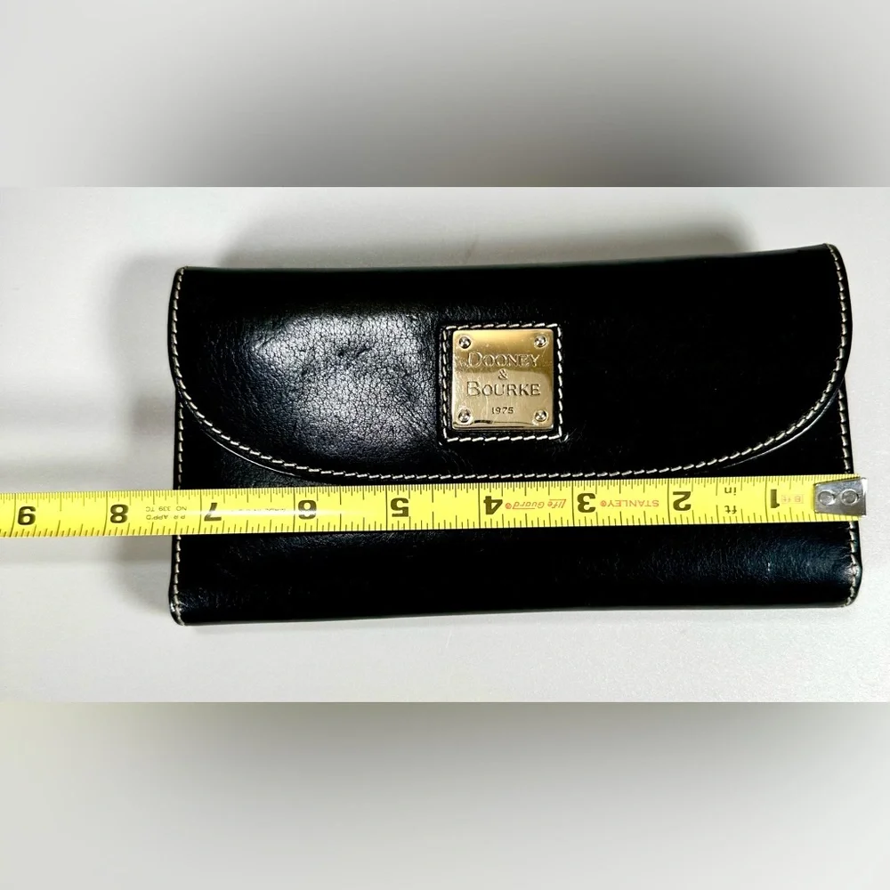 Dooney & Bourke Black Leather Continental Clutch Wallet